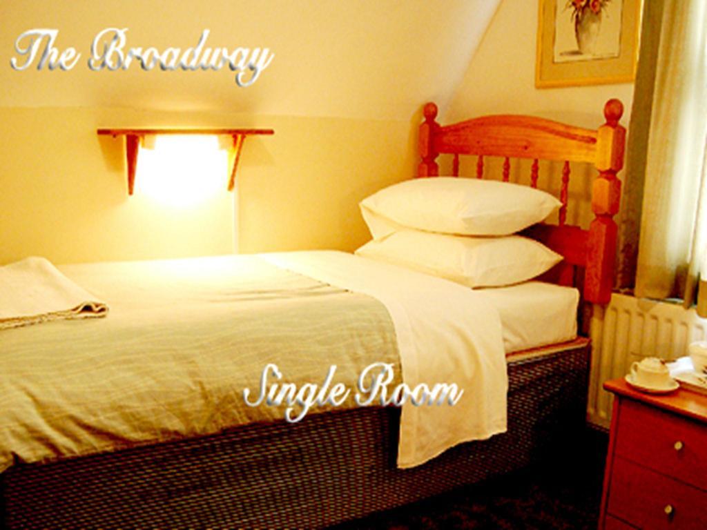 Broadway Lodge Bed And Breakfast Surbiton Cameră foto